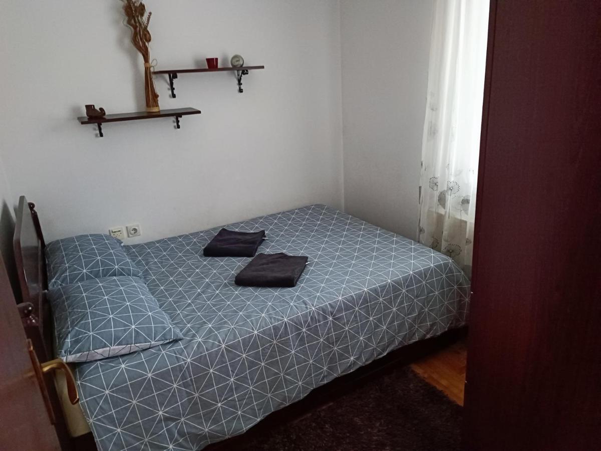 Serbian Home With Garden Krnjaca Exteriör bild